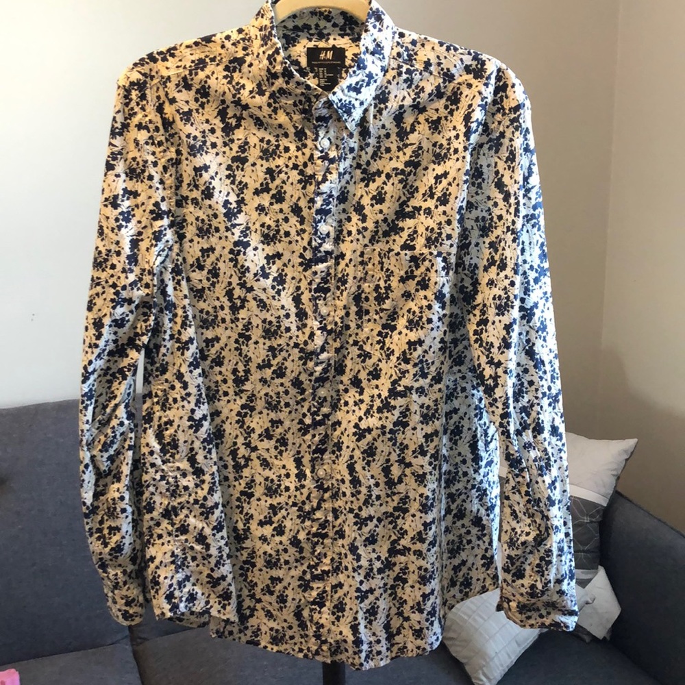 H&M MENS PRINTED BUTTON DOWN NWOT